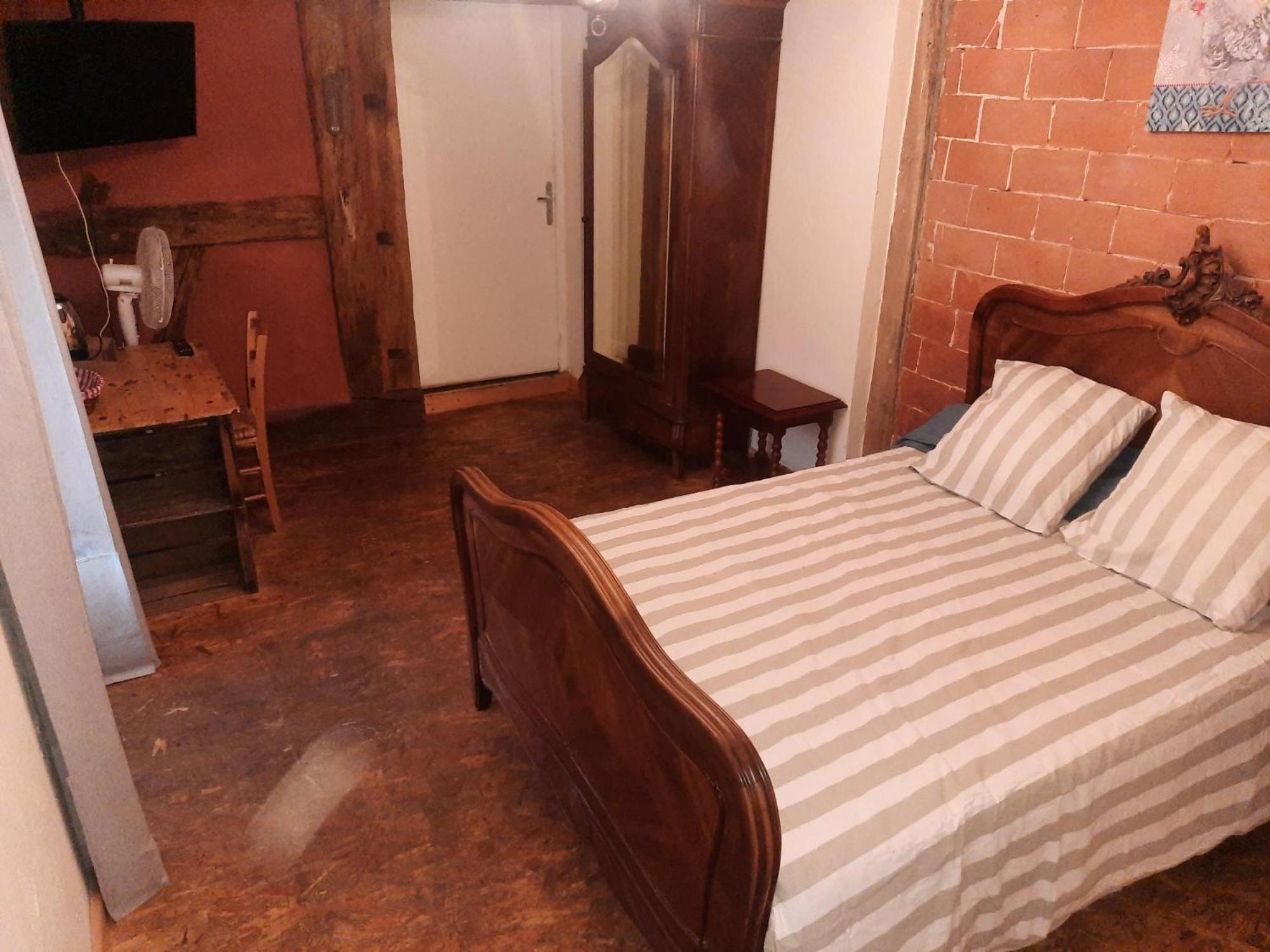 A La Poularde B&B Curciat-Dongalon Rom bilde